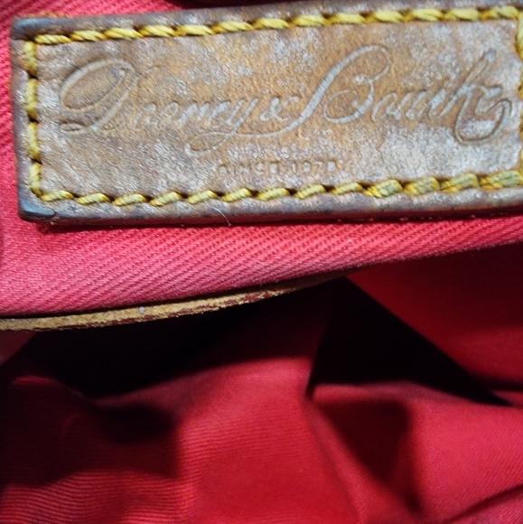 Dooney & Bourke Black and Tan Signature Tote - Picture 3 of 16